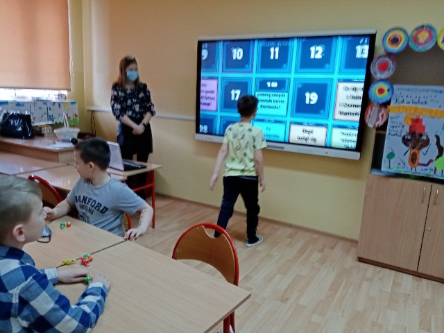 hdimg195289dc1f149c3d37821da70614a7.jpg