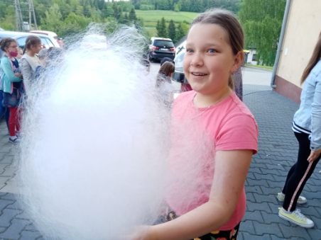 hdimg7125106c470347534eff9cc2b1e0d9.jpg