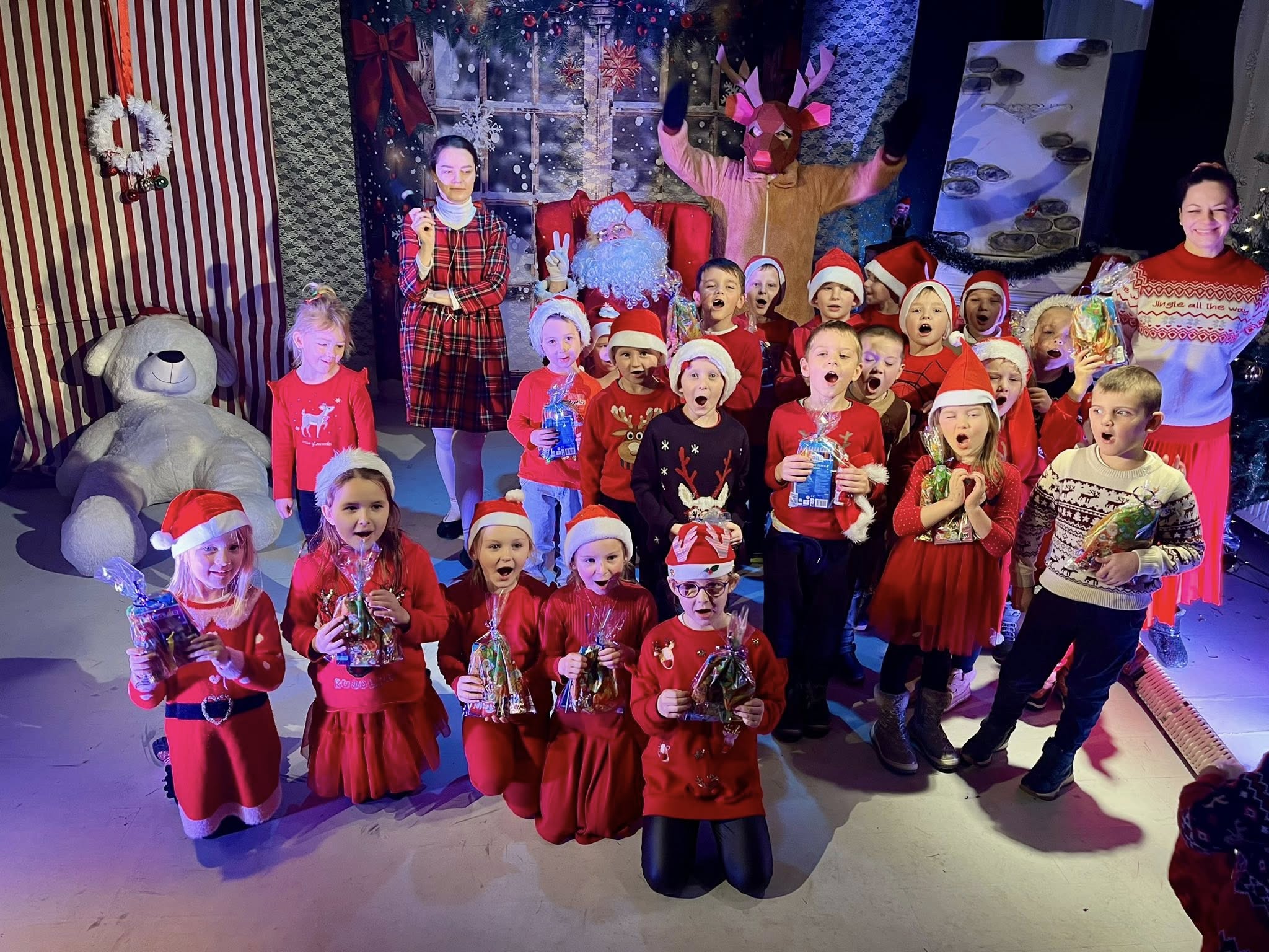 Mikołajkowy wyjazd do TEATR NOWY NOWY SĄCZ